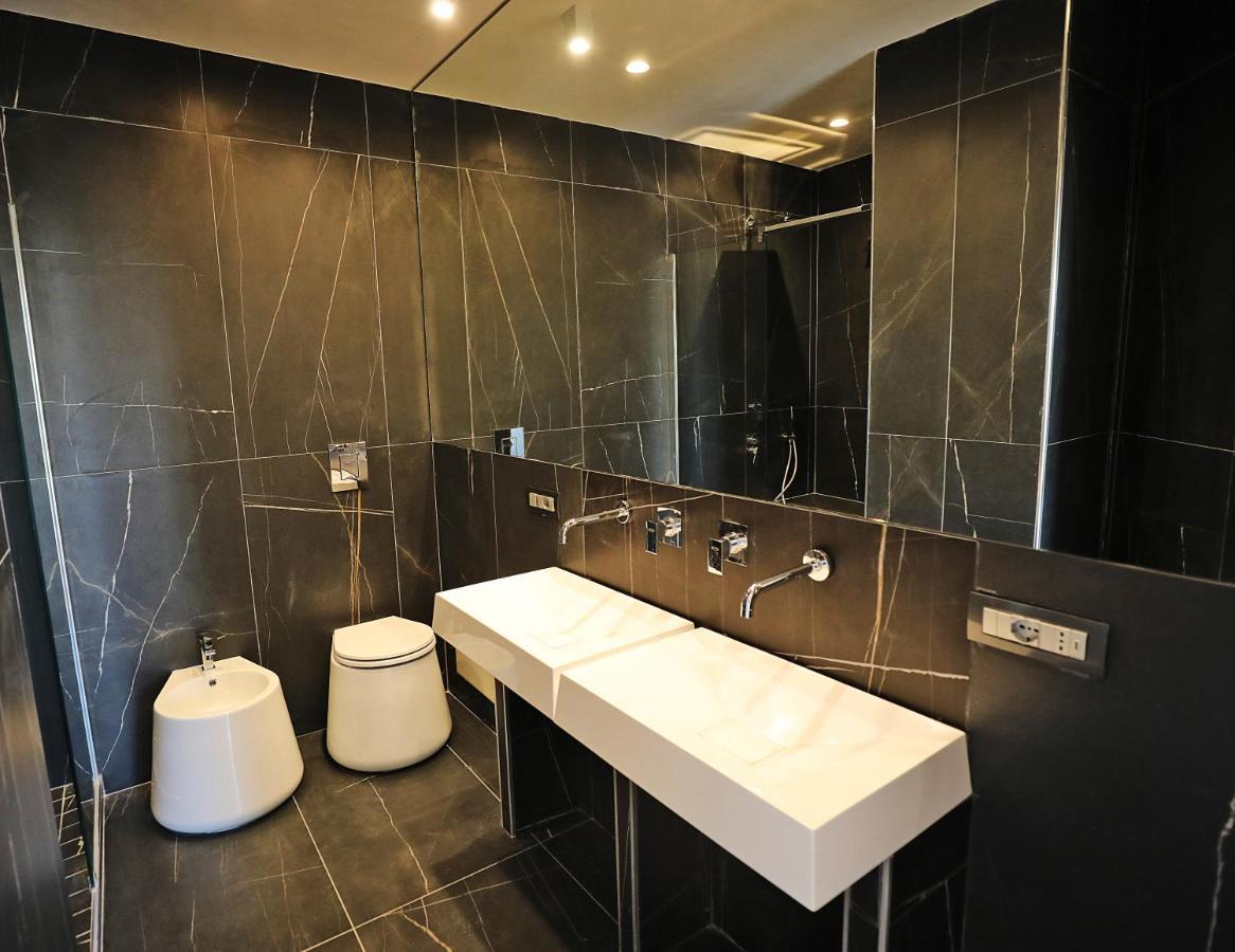 President Plaza Vip Suite Spa By Babylon Stay Napoli Ngoại thất bức ảnh