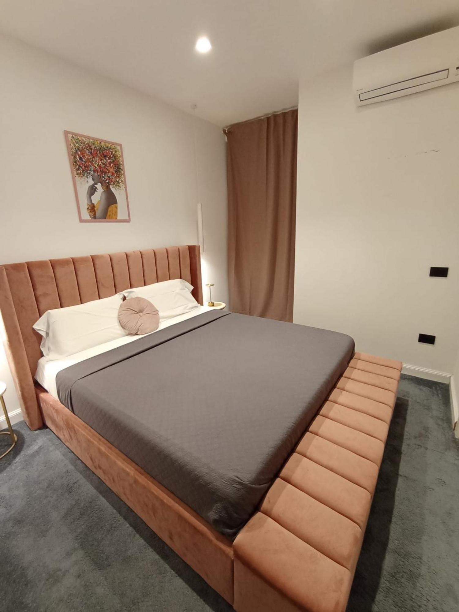 President Plaza Vip Suite Spa By Babylon Stay Napoli Ngoại thất bức ảnh