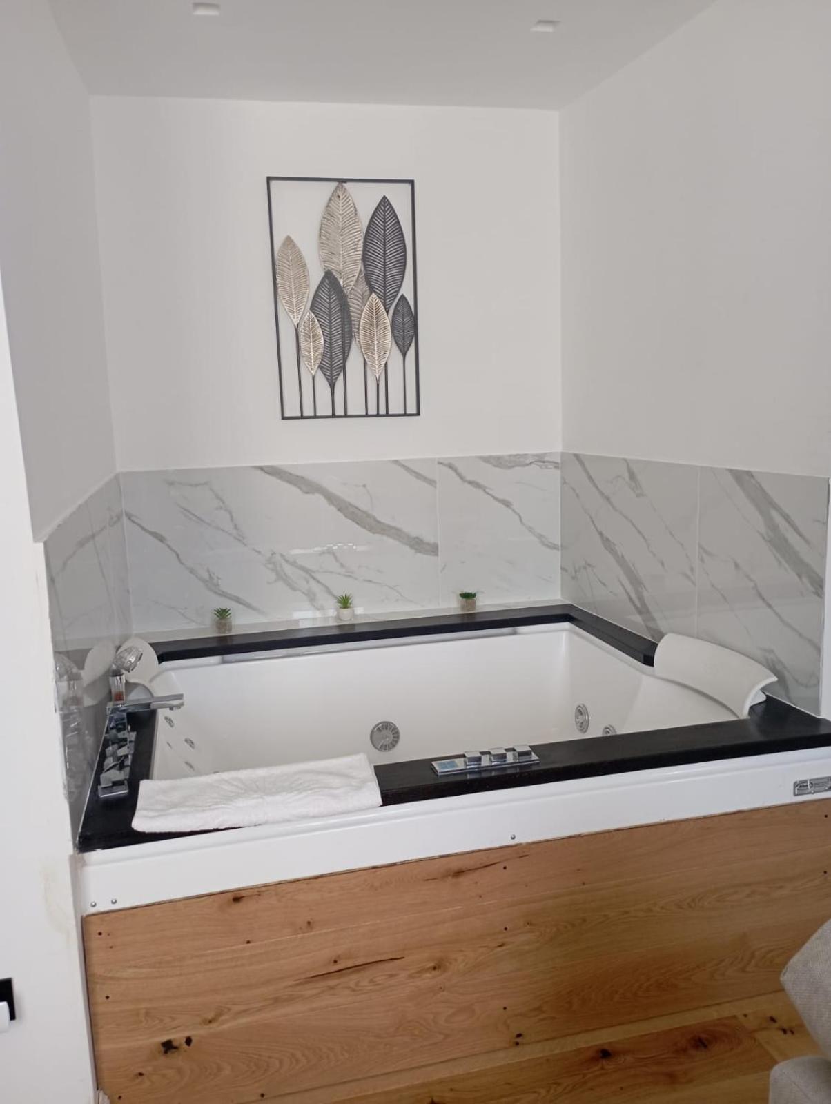 President Plaza Vip Suite Spa By Babylon Stay Napoli Ngoại thất bức ảnh