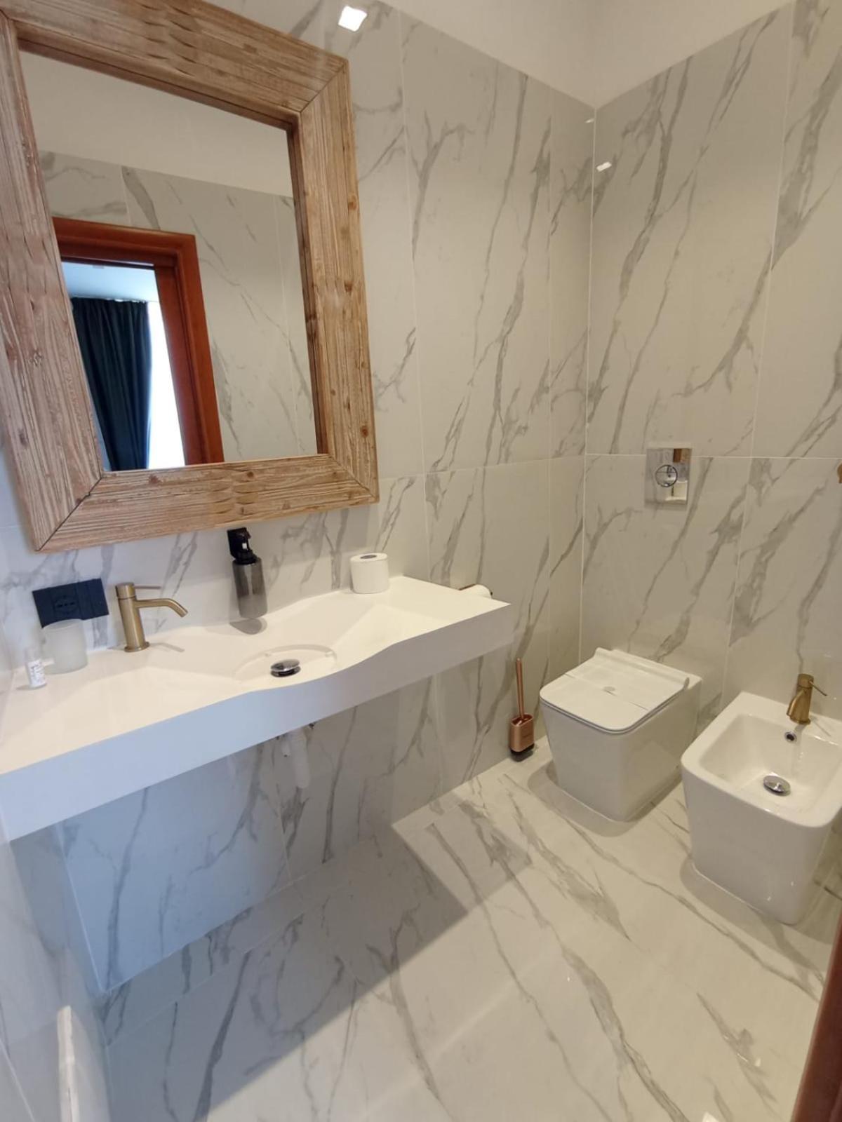 President Plaza Vip Suite Spa By Babylon Stay Napoli Ngoại thất bức ảnh