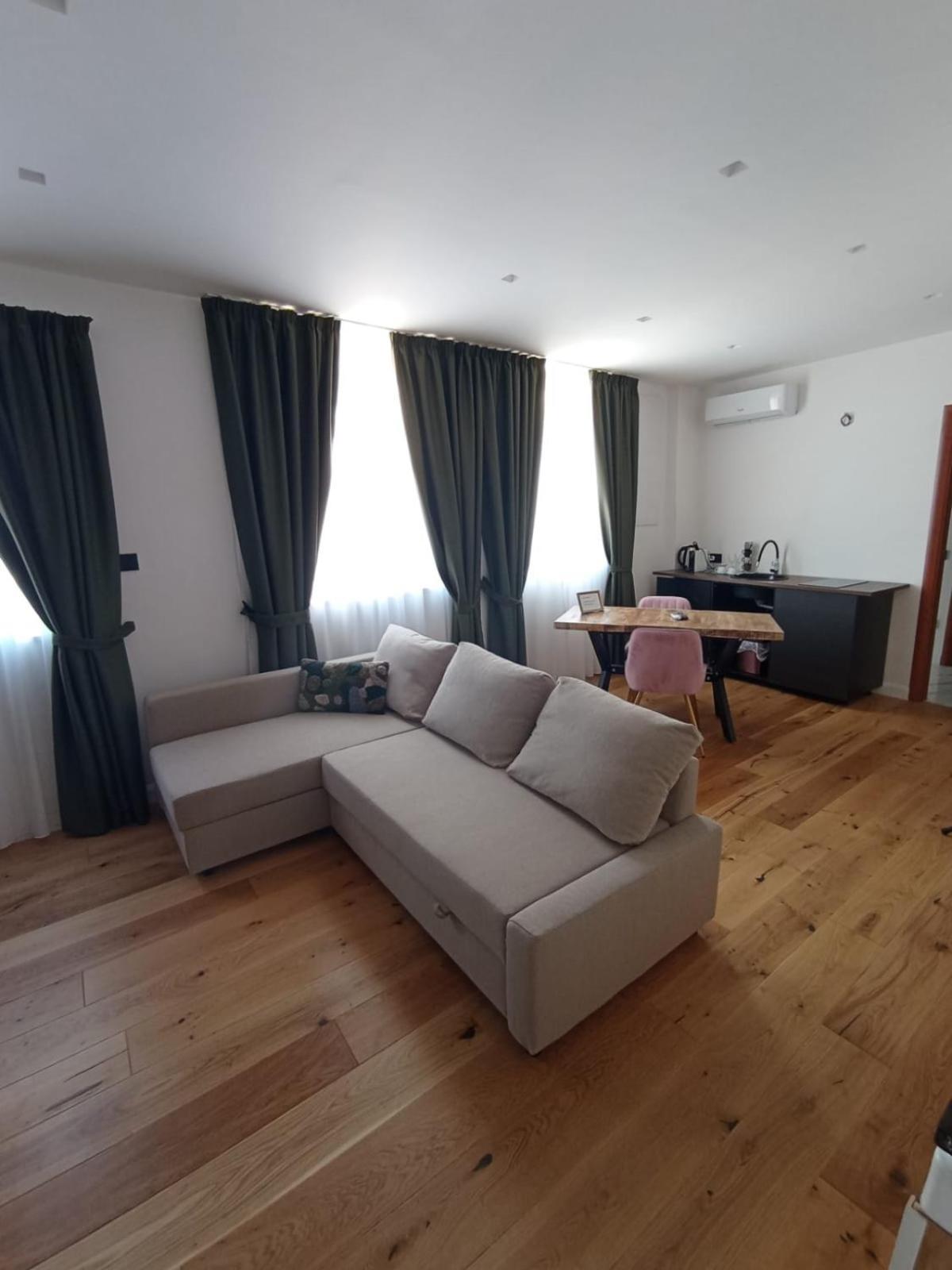 President Plaza Vip Suite Spa By Babylon Stay Napoli Ngoại thất bức ảnh